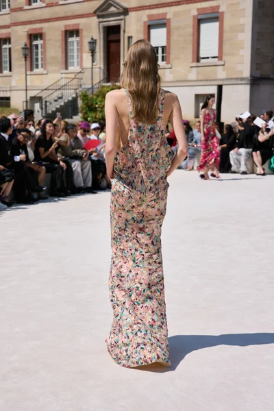 Look 154